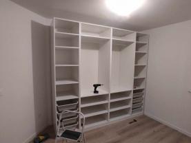 Service : montage de meubles Service : montage de meubles