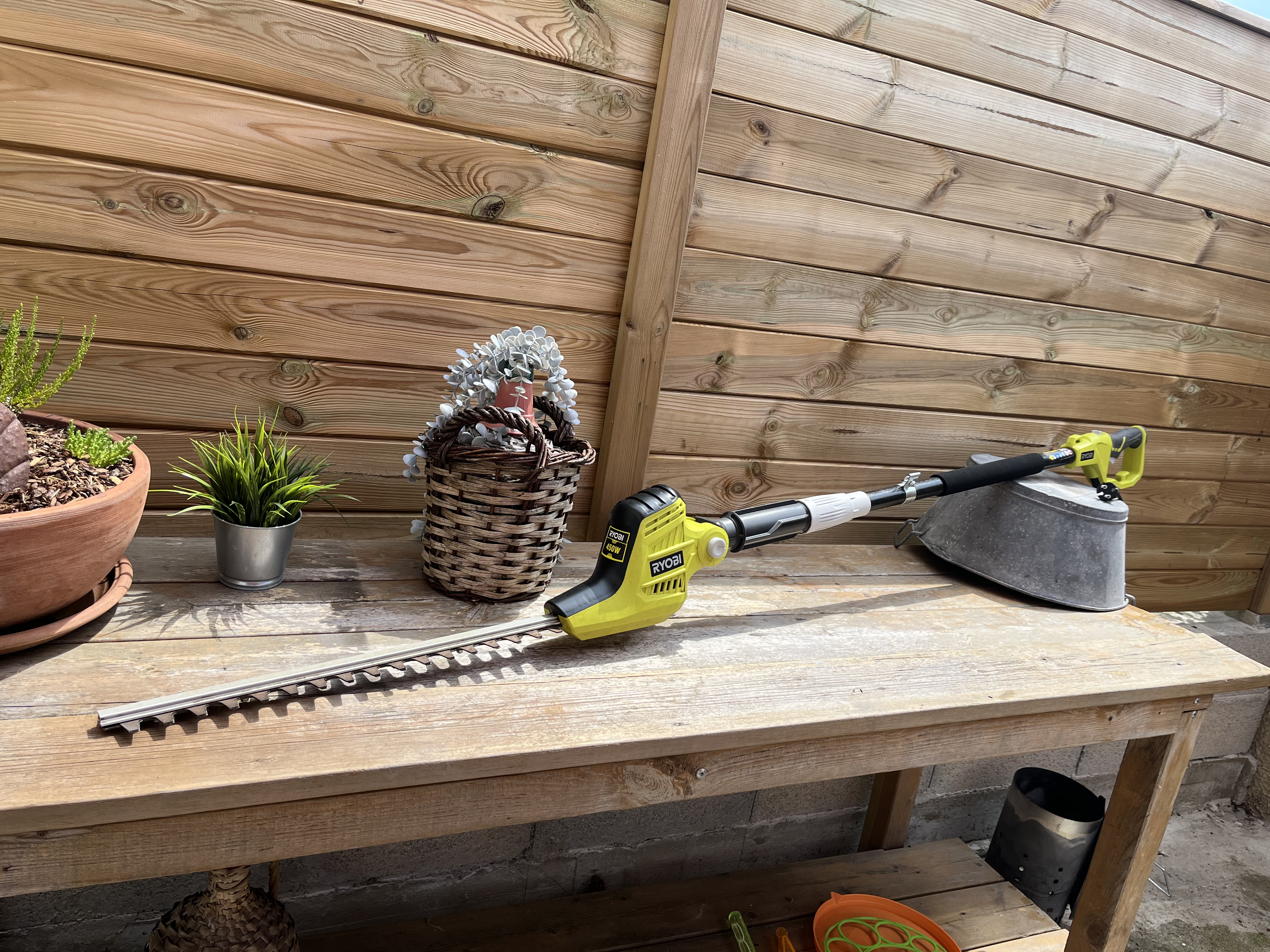 Location taille haie 80 entre particuliers