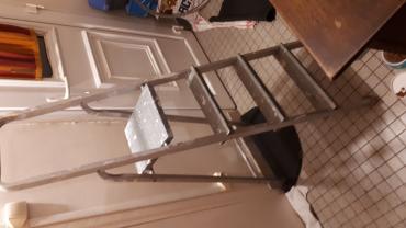 Location : escabeau Location : escabeau