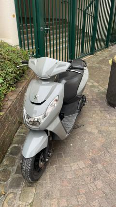 Location : scooter Location : scooter