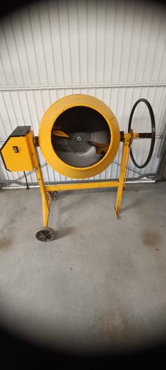 Location : betonniere Location : betonniere