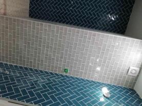 Service : pose de carrelage Service : pose de carrelage