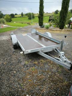 Location : remorque Location : remorque