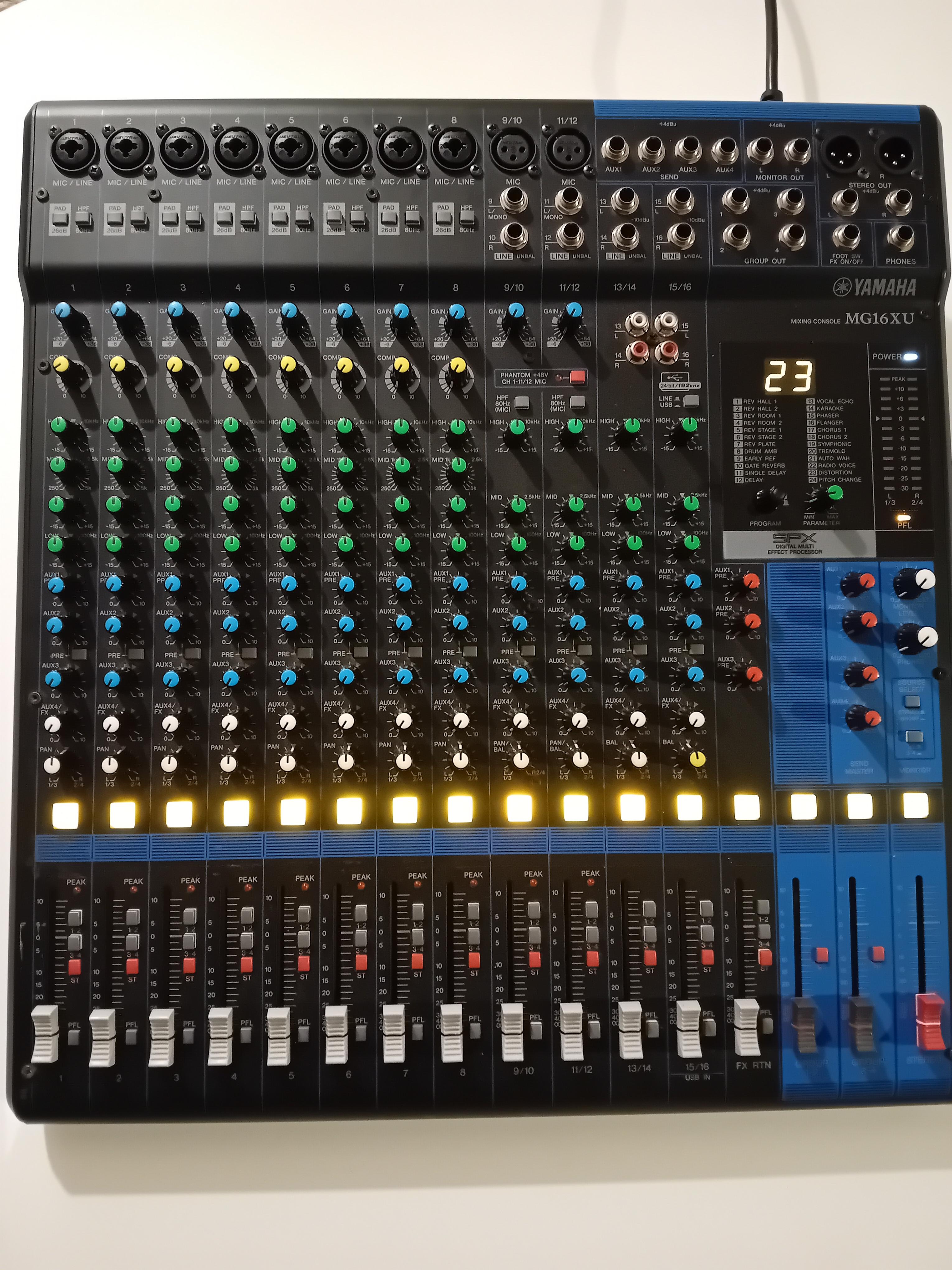 Location table de mixage 42 entre particuliers