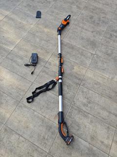 Location : elagueuse Location : elagueuse