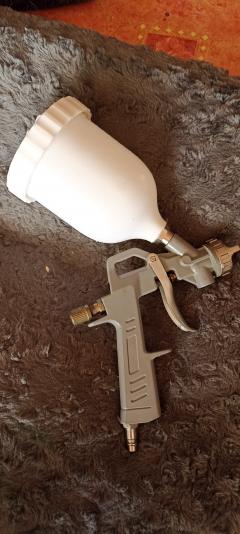 Location : pistolet a peinture Location : pistolet a peinture