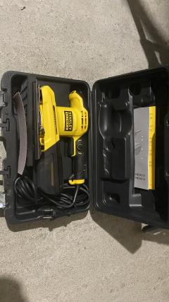 Location : ponceuse Location : ponceuse