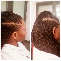 Service : coiffure afro Service : coiffure afro