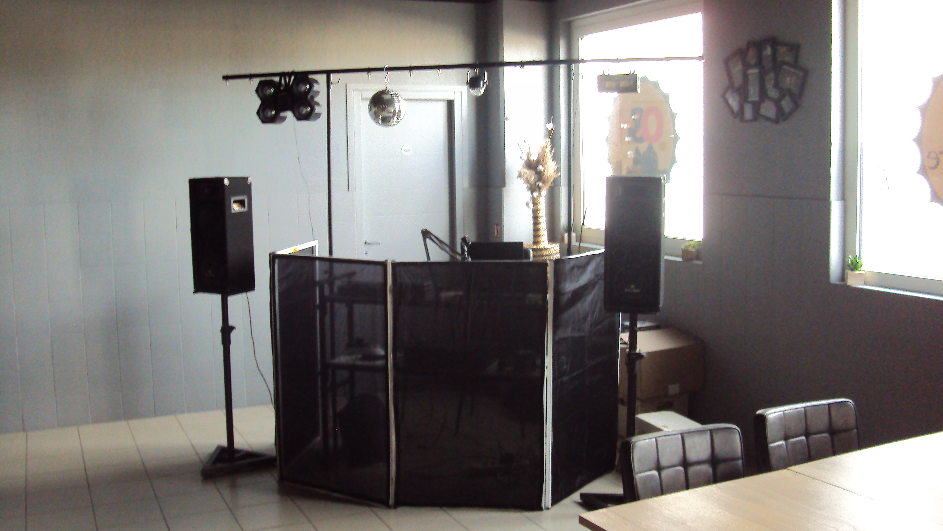 Service dj 11 entre particuliers