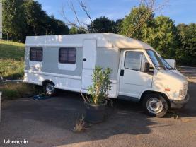 Location : parking abrite Location : parking abrite