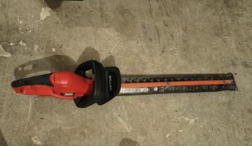 Location : taille haie Location : taille haie