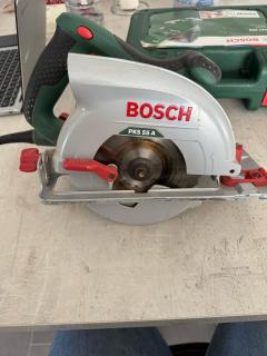 Location : scie circulaire Location : scie circulaire