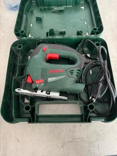 Location : scie sauteuse Location : scie sauteuse