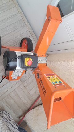 Location : broyeur a vegetaux