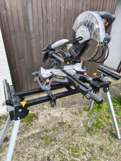 Location : scie a onglet Location : scie a onglet