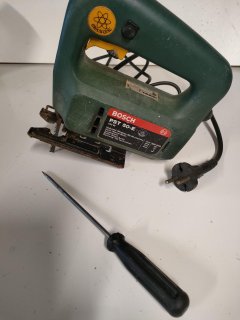 Location : scie sauteuse