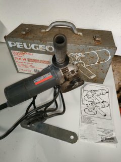 Location : meuleuse Location : meuleuse