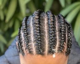 Service : tresses africaines Service : tresses africaines