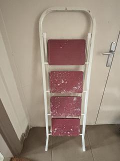 Location : escabeau Location : escabeau