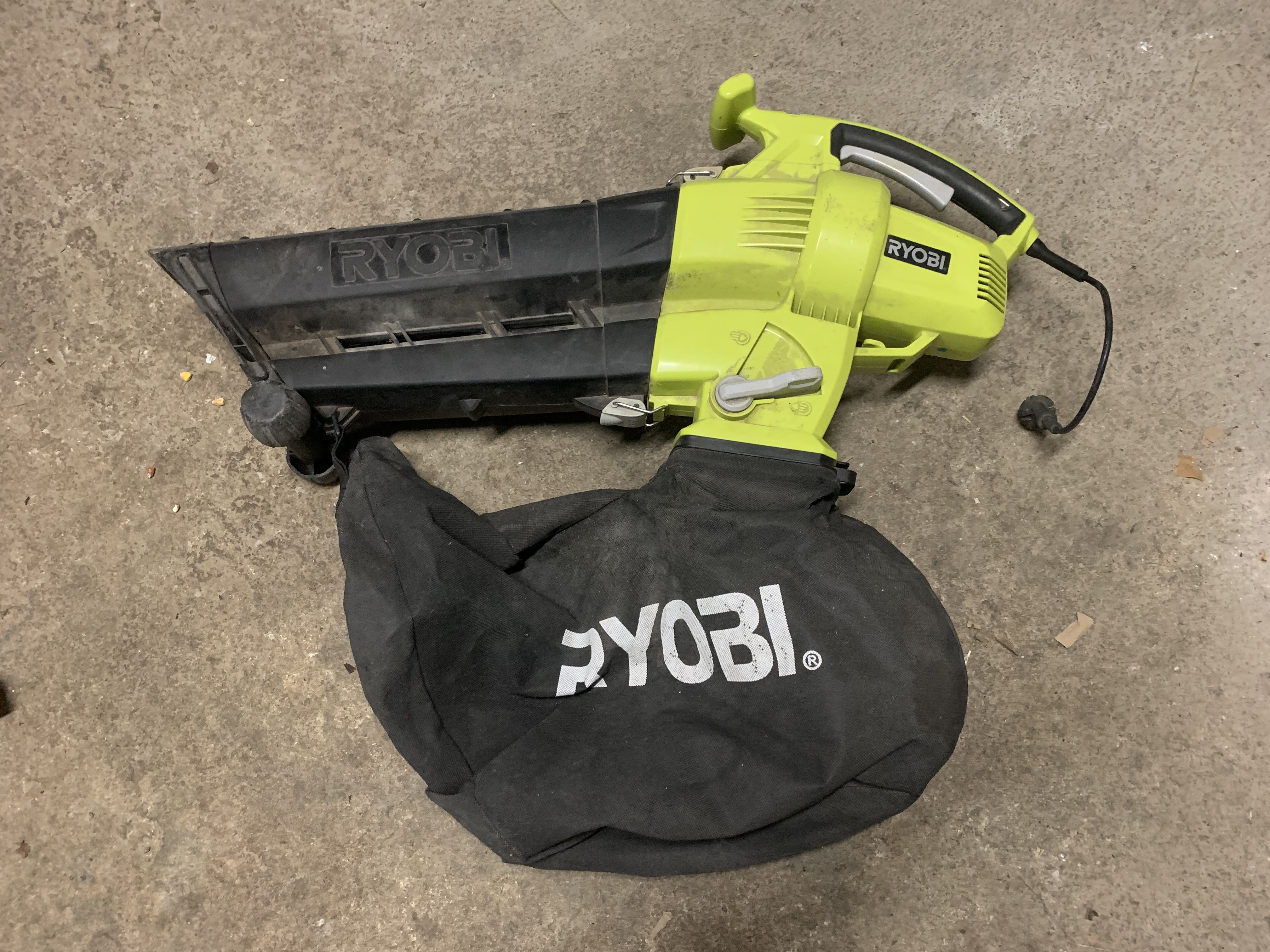Location aspirateur souffleur 37 entre particuliers
