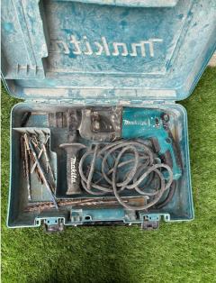 Location : perforateur Location : perforateur