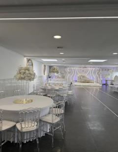 Location : salle reception Location : salle reception