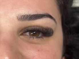 Service : extension de cils Service : extension de cils