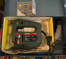 Location : scie sauteuse Location : scie sauteuse