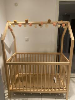 Location : lit parapluie Location : lit parapluie