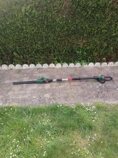 Location : taille haie Location : taille haie