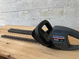 Location : taille haie Location : taille haie