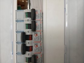 Service : electricien Service : electricien