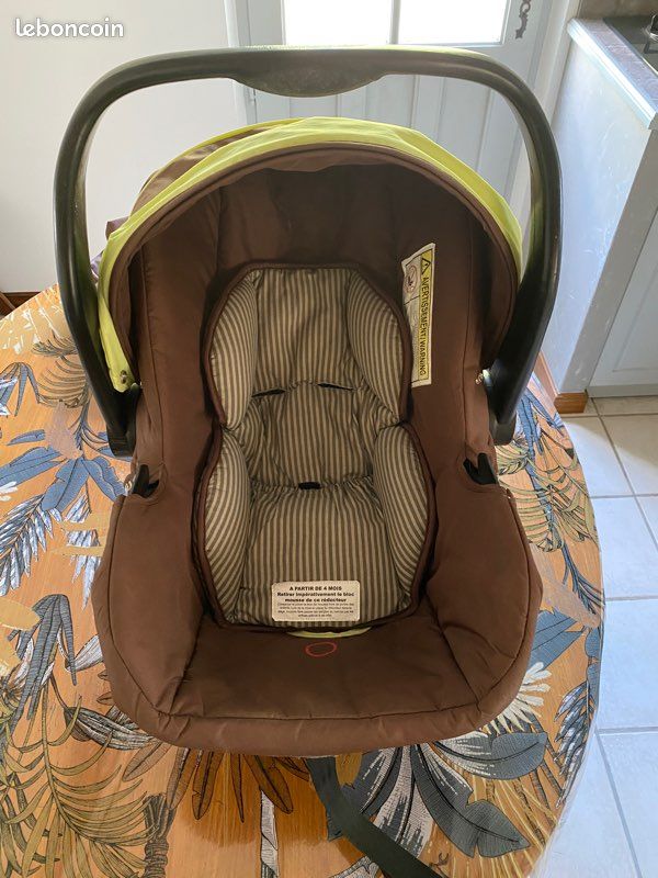 Rental Siege auto enfant between individuals (44)