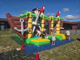 Location : autre Location : autre