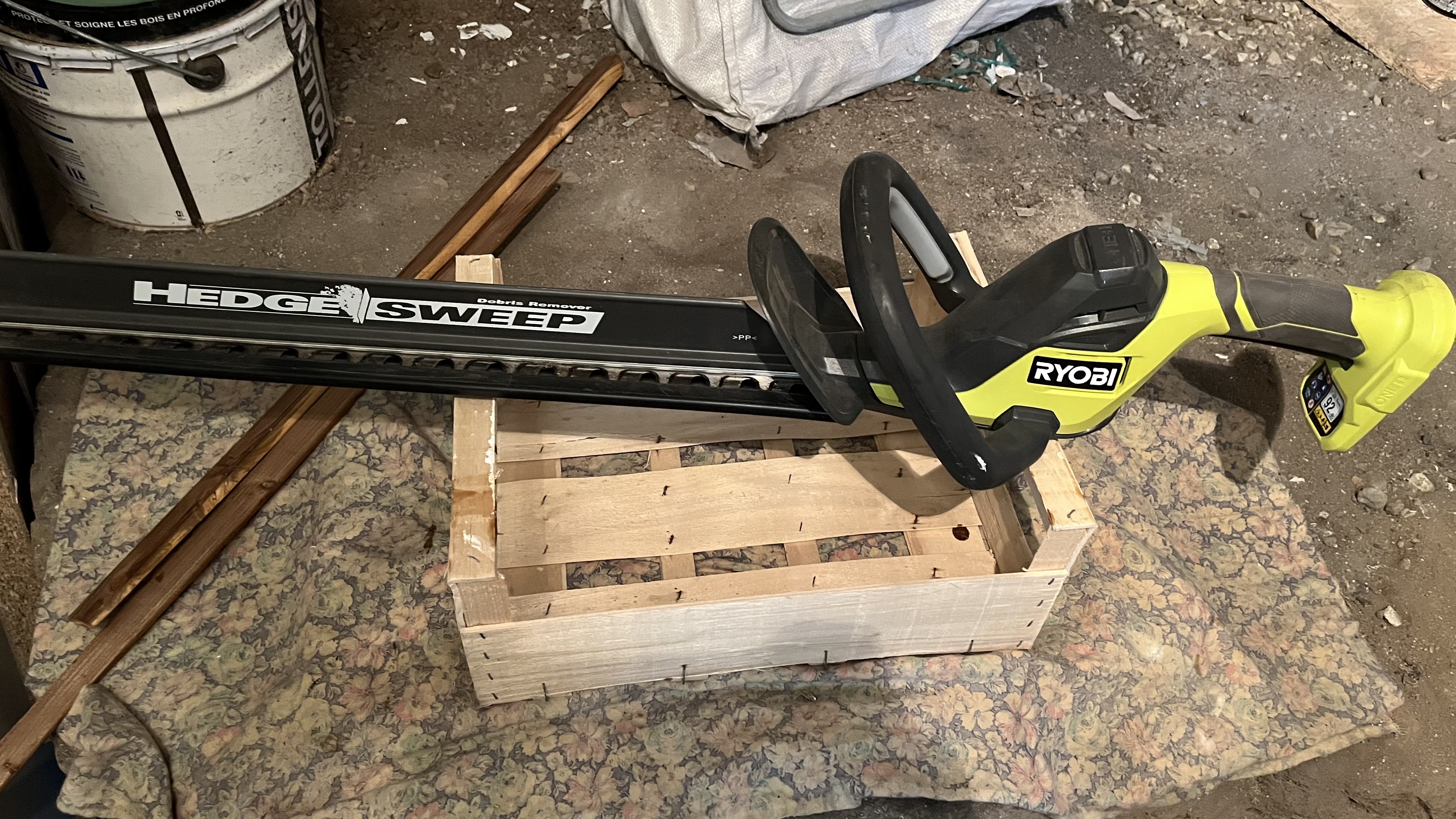 Location taille haie 37 entre particuliers