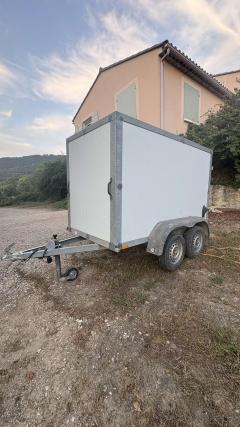 Location : remorque Location : remorque