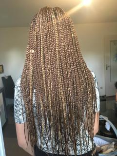 Service : coiffure afro Service : coiffure afro