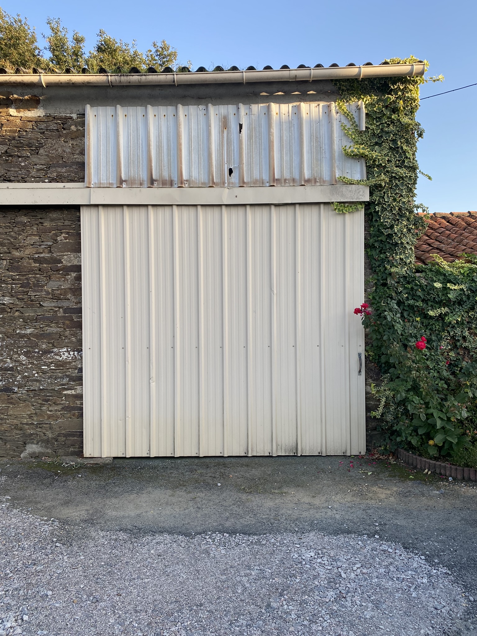 Location stockage en box 85 entre particuliers