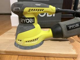 Location : ponceuse Location : ponceuse