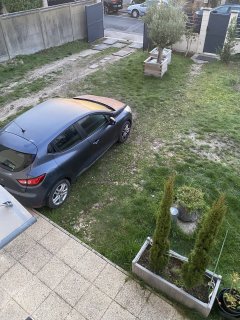 Location : autre Location : autre