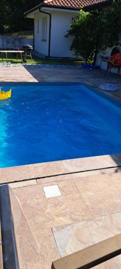 Location : piscine Location : piscine