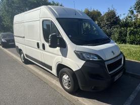 Location : camion camionnette Location : camion camionnette