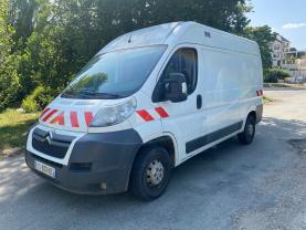 Location : camion camionnette Location : camion camionnette