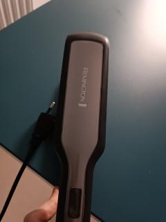 Location : lisseur cheveux Location : lisseur cheveux