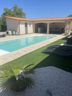 Location : piscine Location : piscine