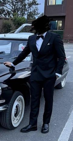 Location : costume Location : costume