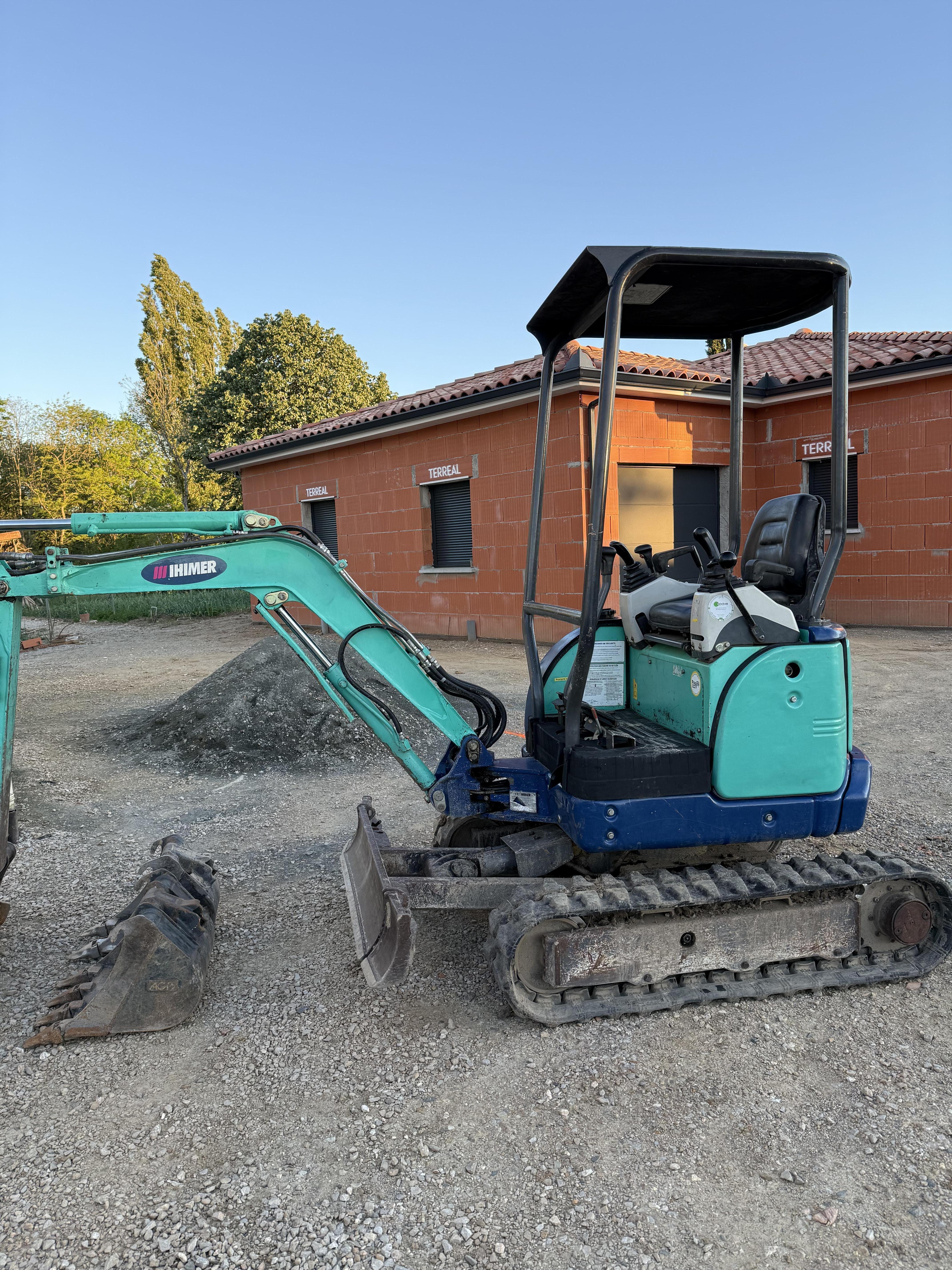Location minipelle 81 entre particuliers