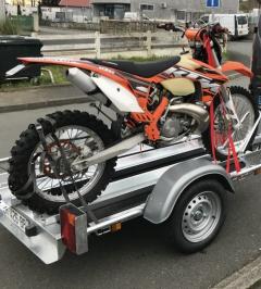 Location : autre Location : autre