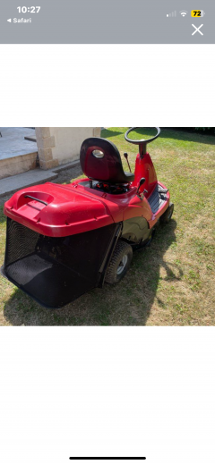 Service : tonte de pelouse Service : tonte de pelouse