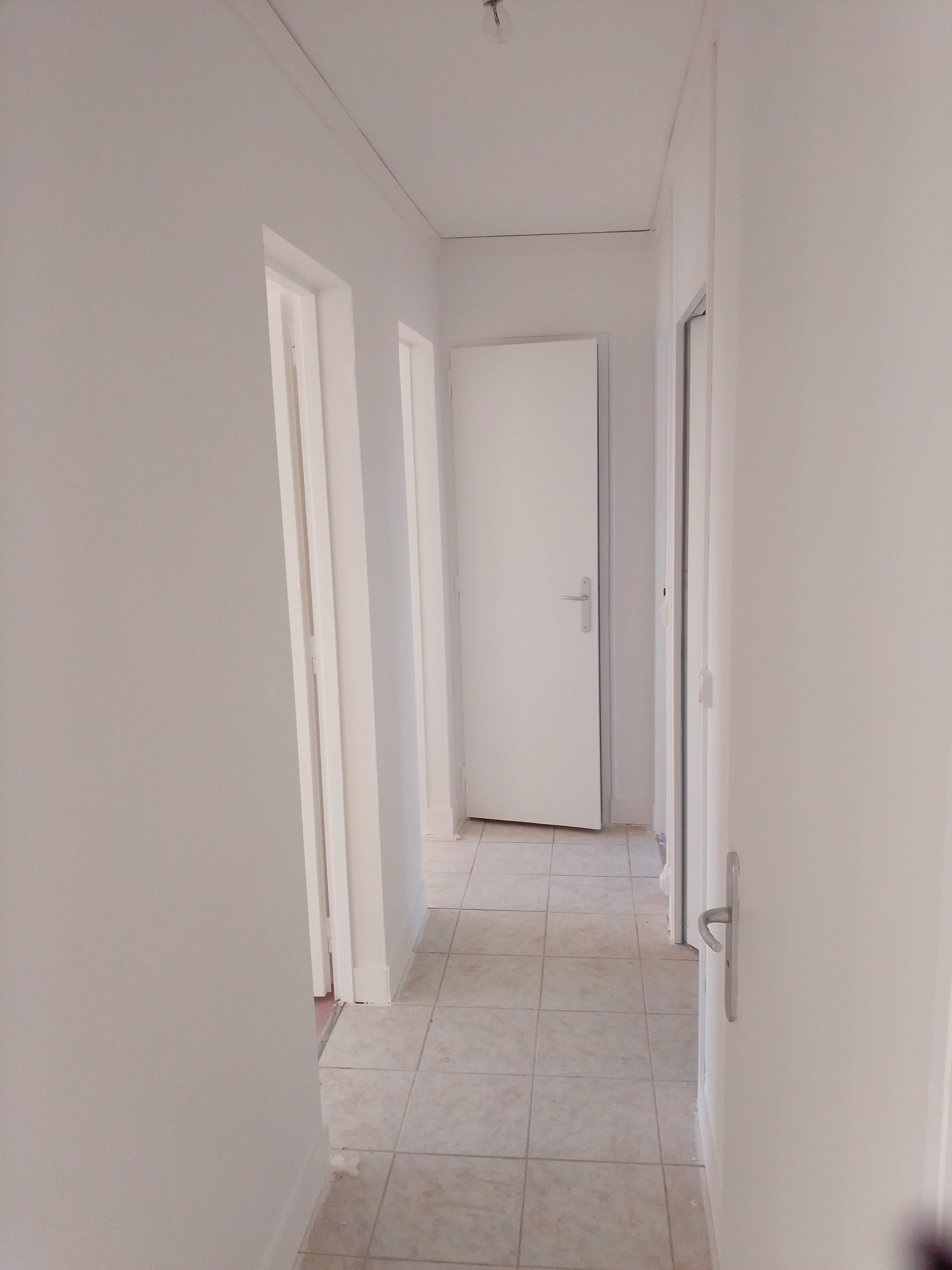 Service peintre 45 entre particuliers